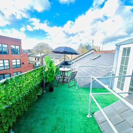 Captivating 2-Bed Apartment In Clapham